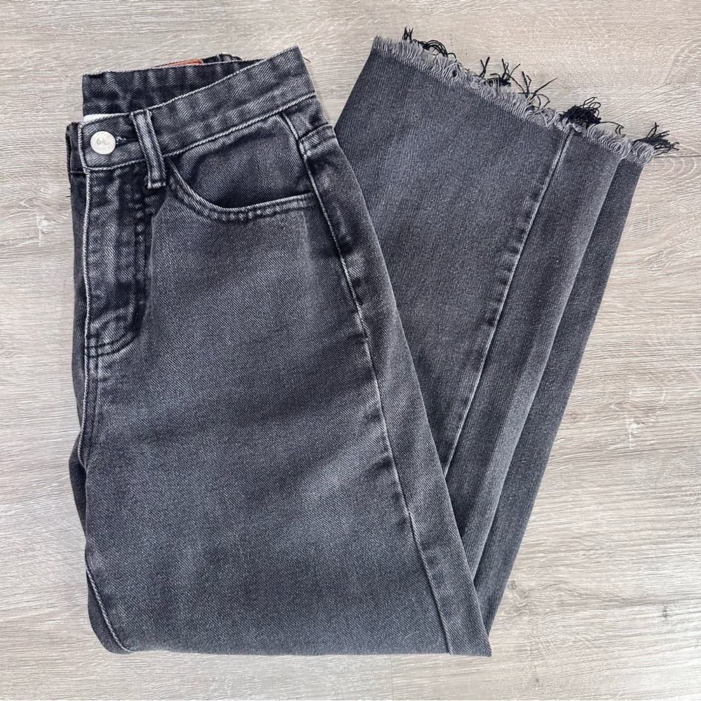 Princess Polly Jeans - Size 25 - Picture 7 of 8